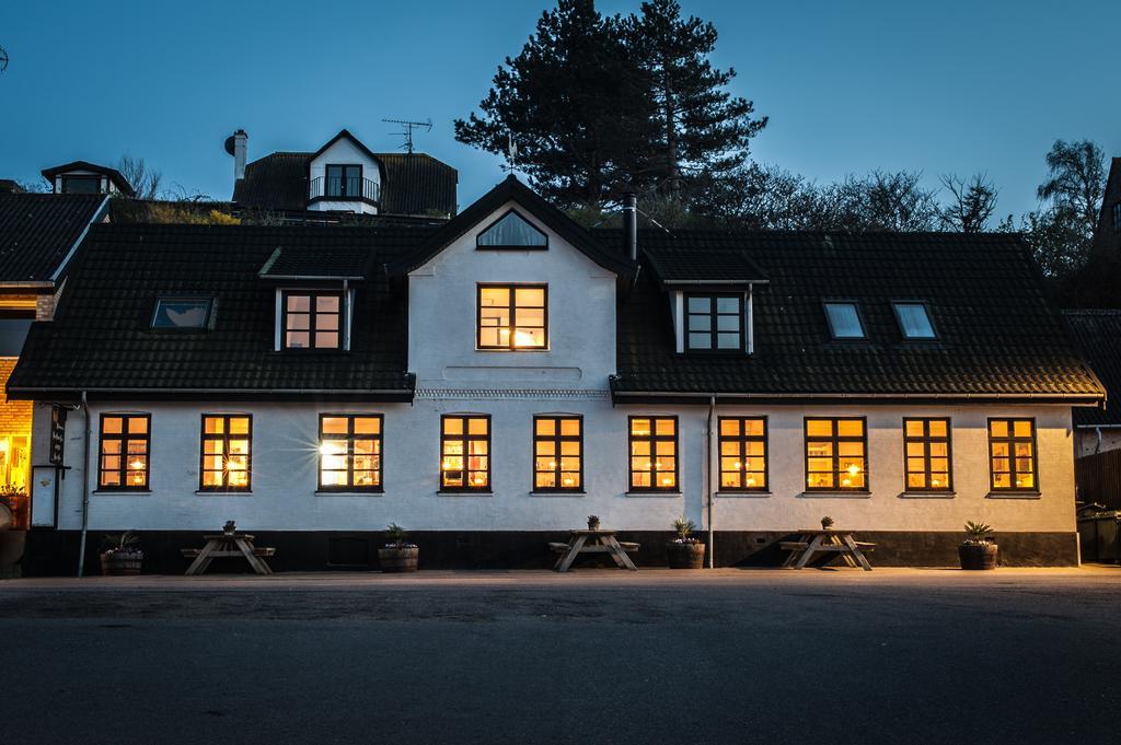 Hotel Den Gyldne Hane Yderby Oda fotoğraf